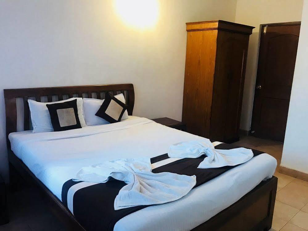 Fabexpress Barday'S Inn Calangute Exterior foto